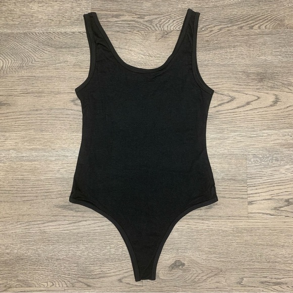 Recycled‎ Karma Bowie Strike Bodysuit - Size M - Black/Red - NWOT - Picture 4 of 7